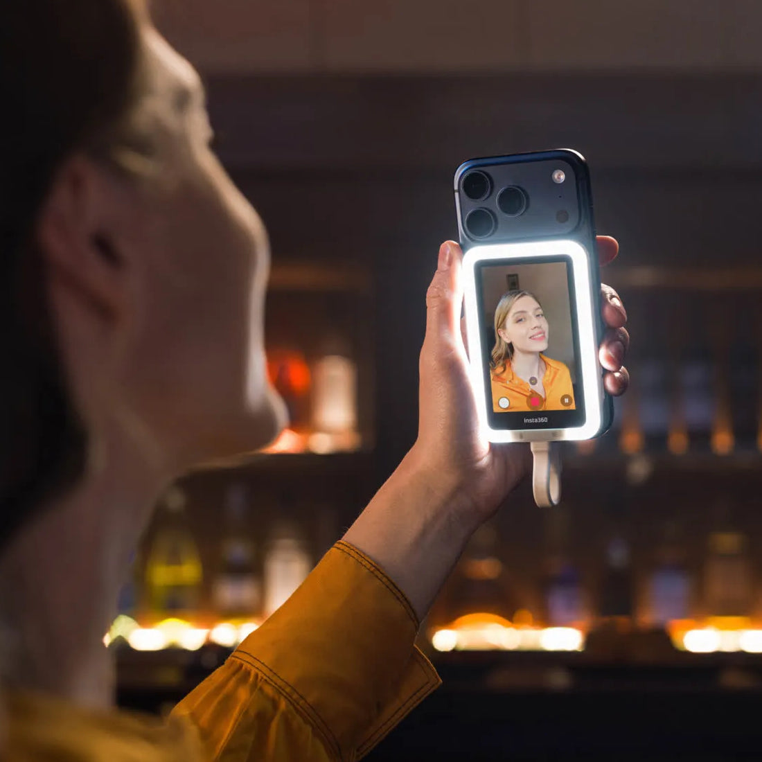 Insta360 Snap Selfie Screen with LED Light - أكسسوارات | Store974