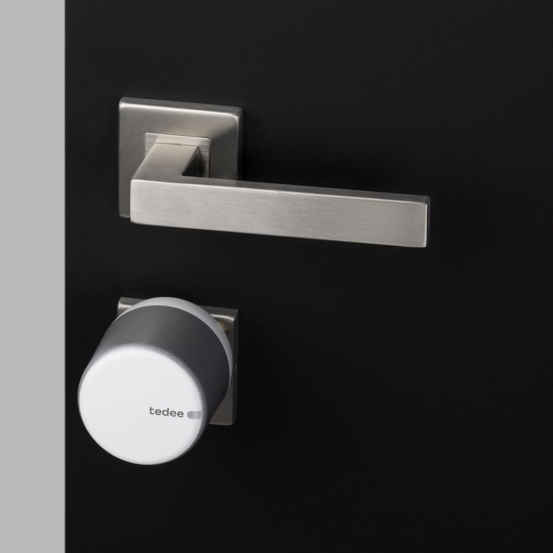 Tedee Go Smart Door Lock Kit - Silver/White - قفل ذكية - Store 974 | ستور ٩٧٤