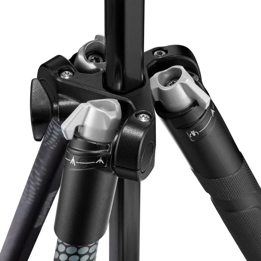 Manfrotto Element MII Aluminum Tripod - Black - حامل ثلاثي الرؤوس - Store 974 | ستور ٩٧٤