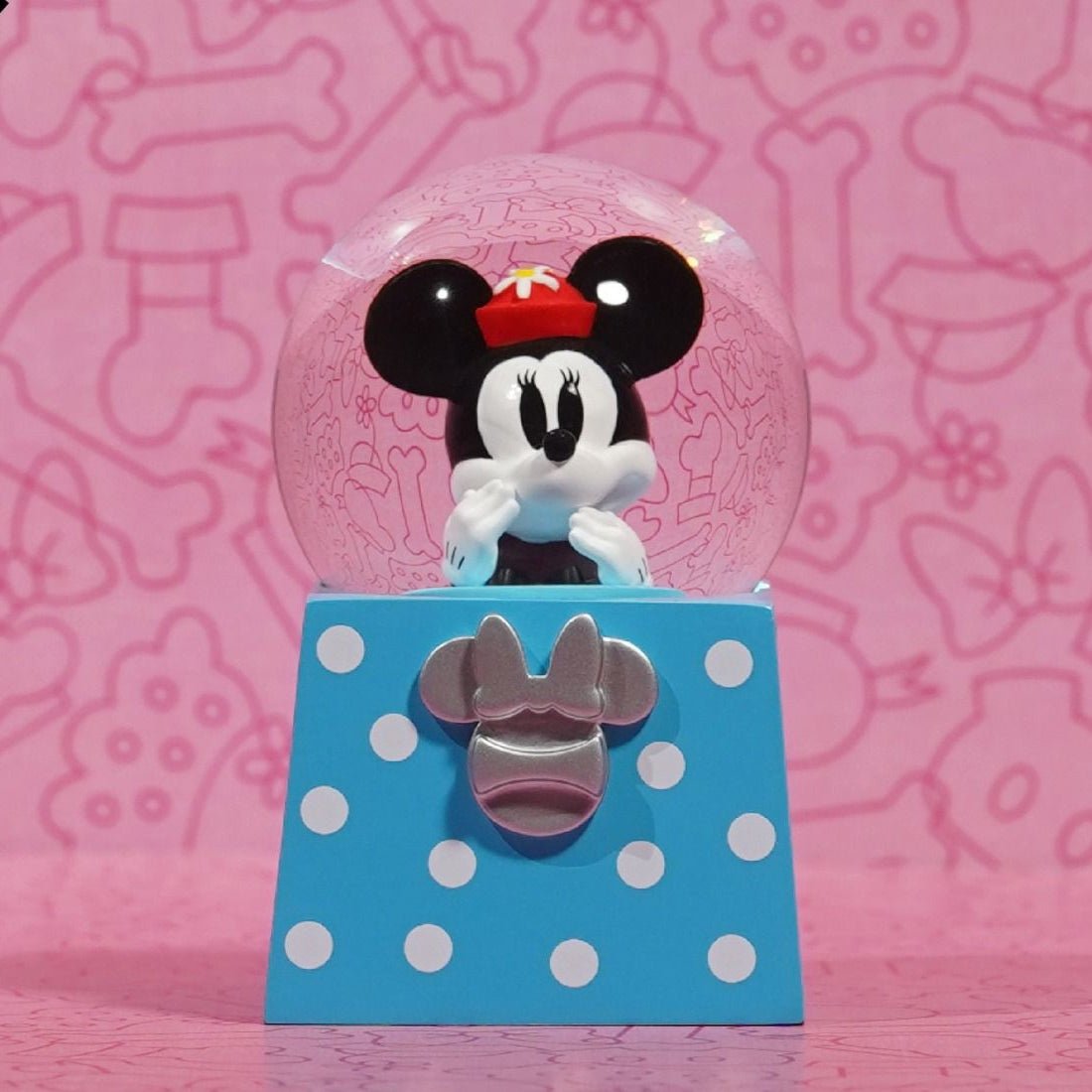 Soap Studio Blind Box - Disney100 Mickey Mouse Mini Snow Globe - مجسم Soap Studio Blind Box - Disney100 Mickey Mouse Mini Snow Globe - مجسم