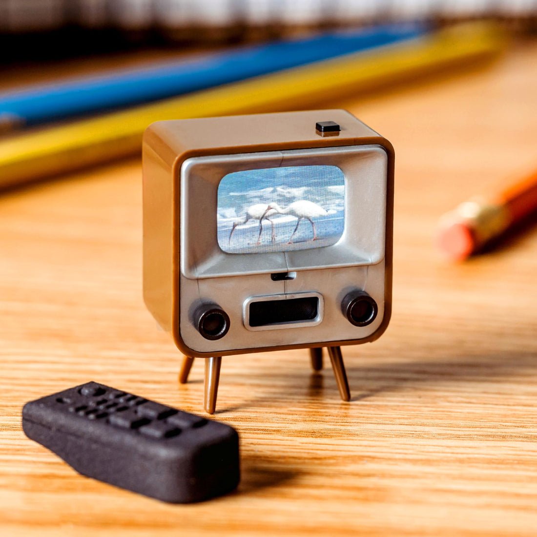 Tiny Circuits TinyTV 2 - Portable Retro Television - لعبة - Store 974 | ستور ٩٧٤