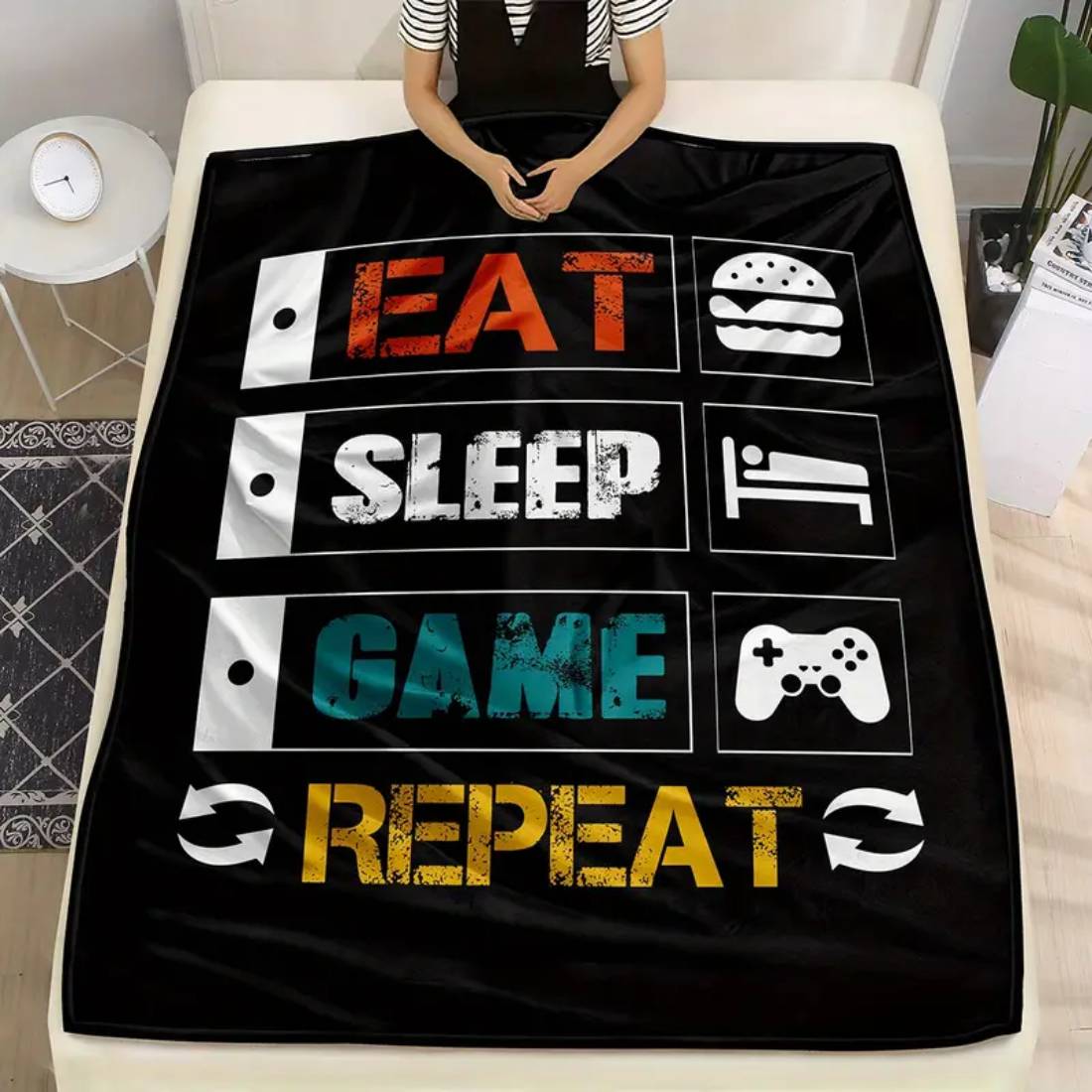 Warm and Cozy Flannel Gaming Throw Blanket (150x200cm) - 1 Piece - غطاء Warm and Cozy Flannel Gaming Throw Blanket (150x200cm) - 1 Piece - غطاء