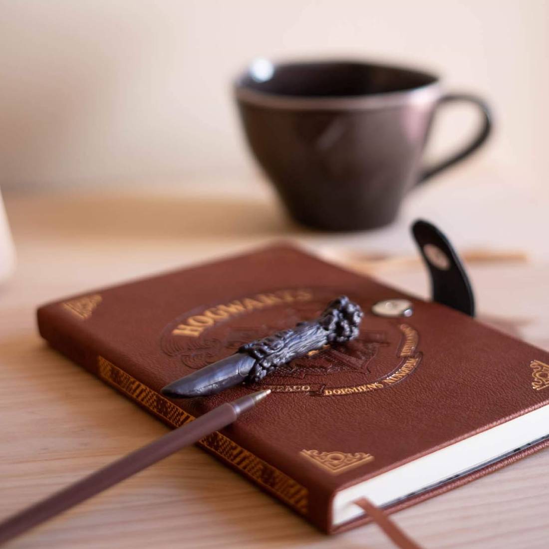 Harry Potter A5 Notebook With Wand Pen - دفتر - Store 974 | ستور ٩٧٤