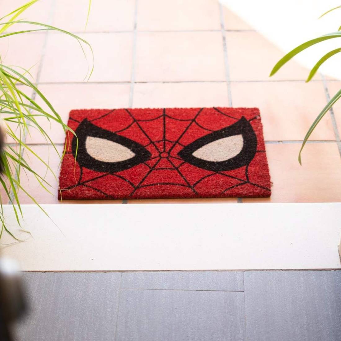 Marvel Spiderman Eyes Doormat - حصيرة - Store 974 | ستور ٩٧٤