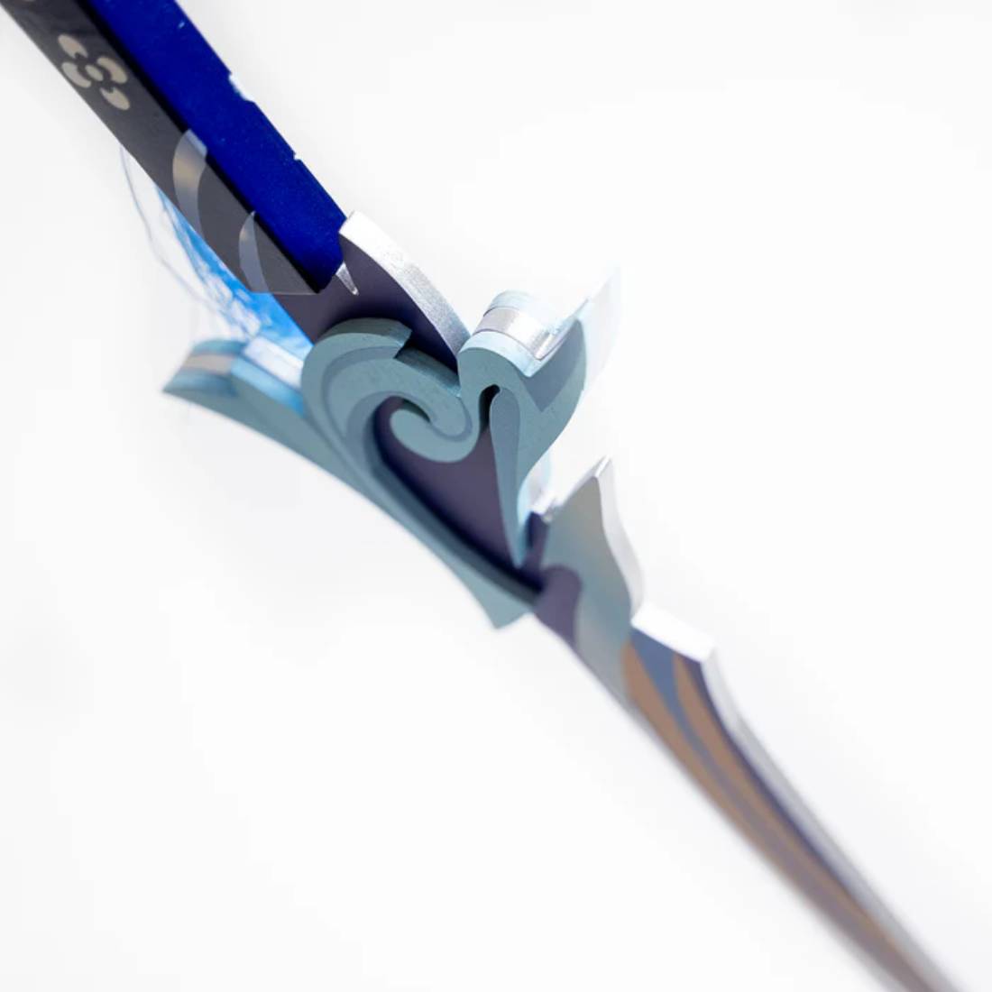 Genshin Impact Kamisato Ayato Haran Geppaku Futsu Katana Sword - Blue/Purple - اكسسوارات - Store 974 | ستور ٩٧٤