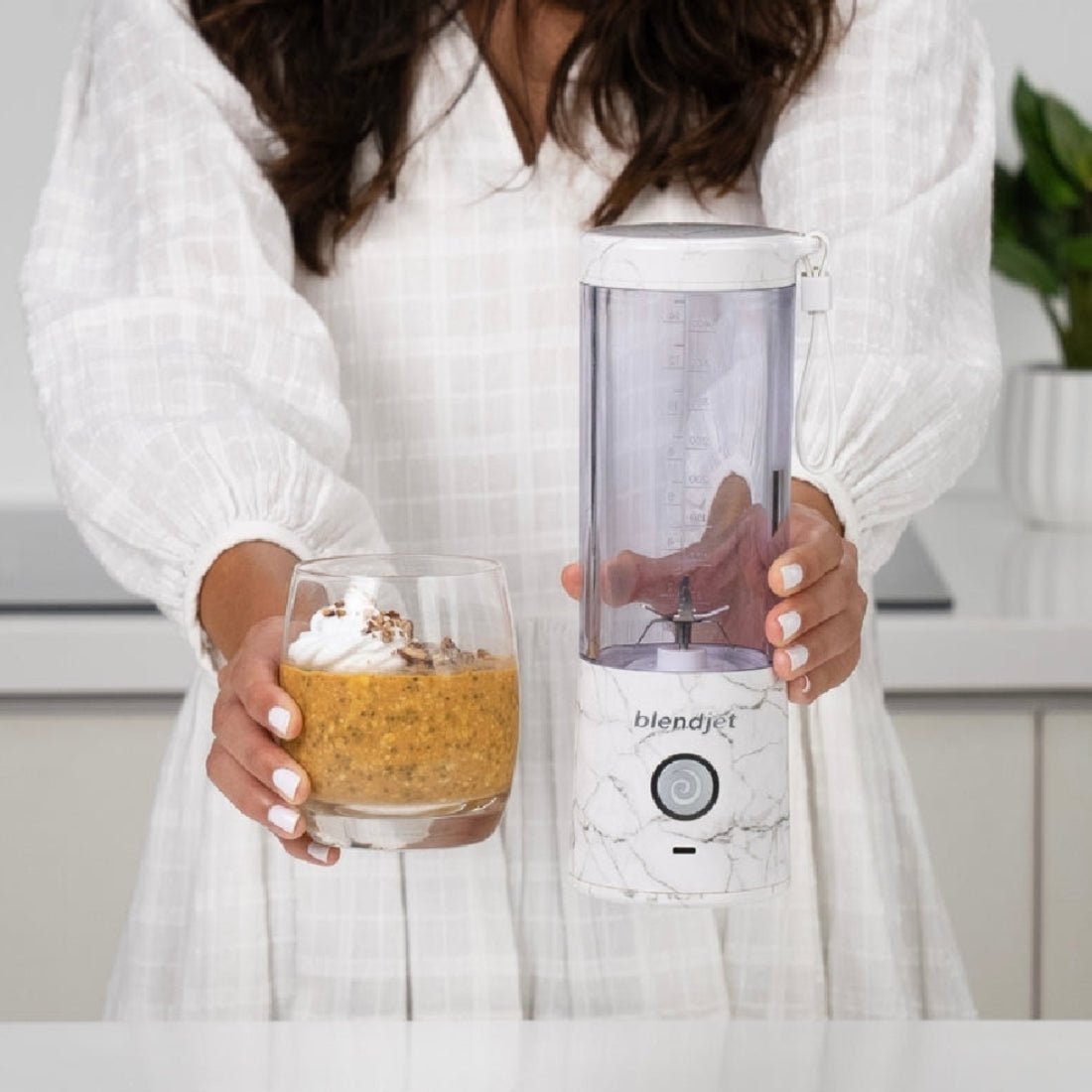 Blendjet 2 Portable Blender - White Marble - خlaط Blendjet 2 Portable Blender - White Marble - خlaط