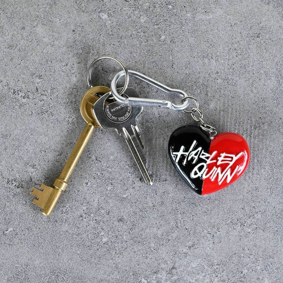 Harley Quinn - Heart 3D Keychain - أكسسوار Harley Quinn - Heart 3D Keychain - أكسسوار