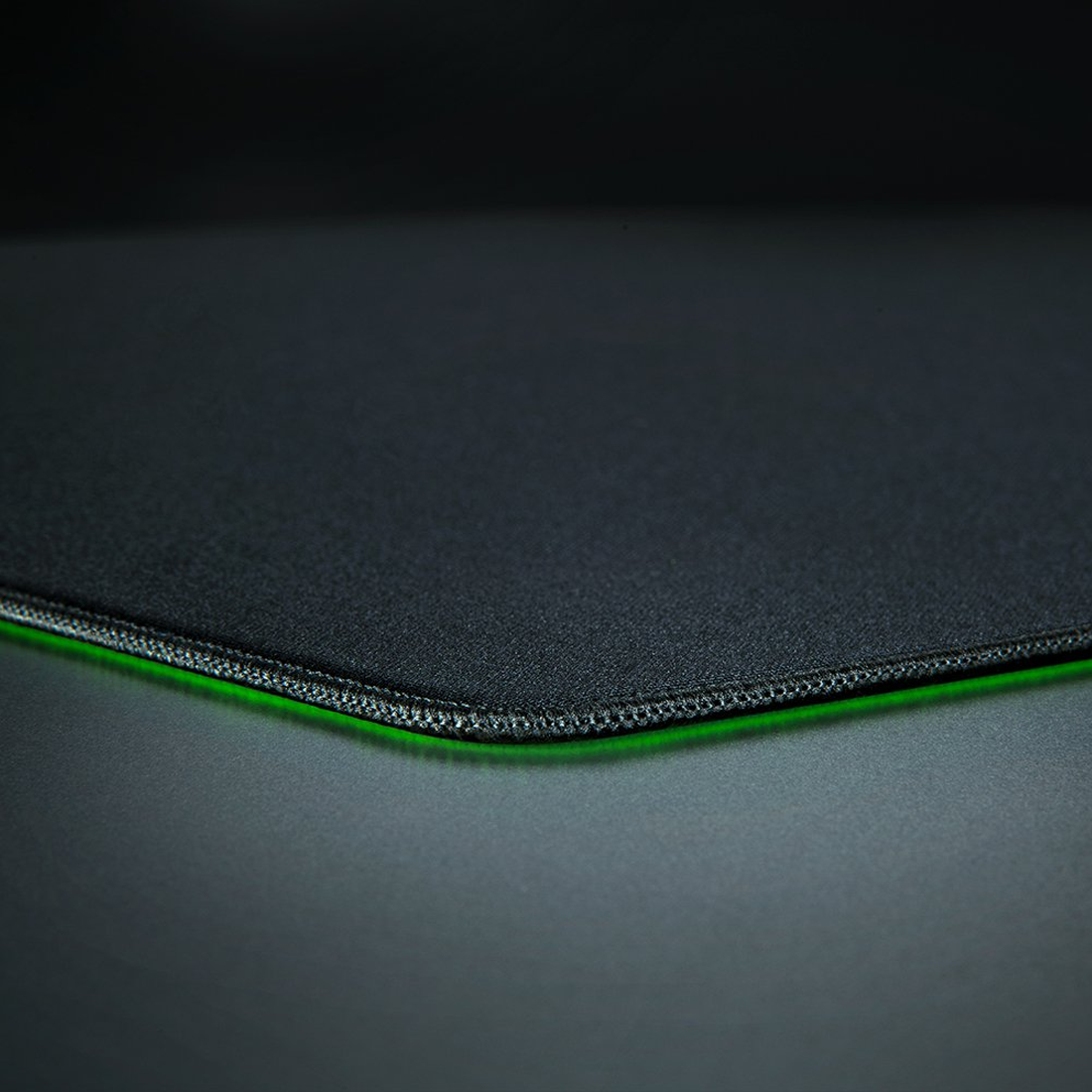Razer Gigantus V2 Pro - L - Control - حصيرة الفأرة Razer Gigantus V2 Pro - L - Control - حصيرة الفأرة