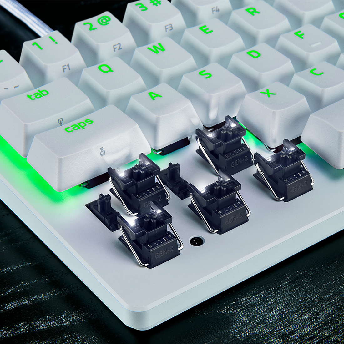 Razer Huntsman V3 Pro Mini - White Edition - US Layout - لوحة مفاتيح Razer Huntsman V3 Pro Mini - White Edition - US Layout - لوحة مفاتيح
