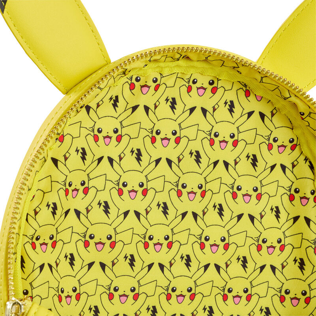 Loungefly! Leather: Pokemon Pikachu Minimalist Mini Backpack - حقيبة Loungefly! Leather: Pokemon Pikachu Minimalist Mini Backpack - حقيبة