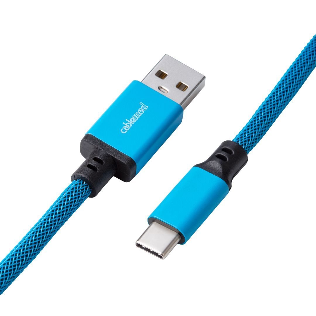 CableMod Classic Coiled Keyboard Cable (Spectrum Blue, USB A to USB Type C, 150cm) - كابل CableMod Classic Coiled Keyboard Cable (Spectrum Blue, USB A to USB Type C, 150cm) - كابل