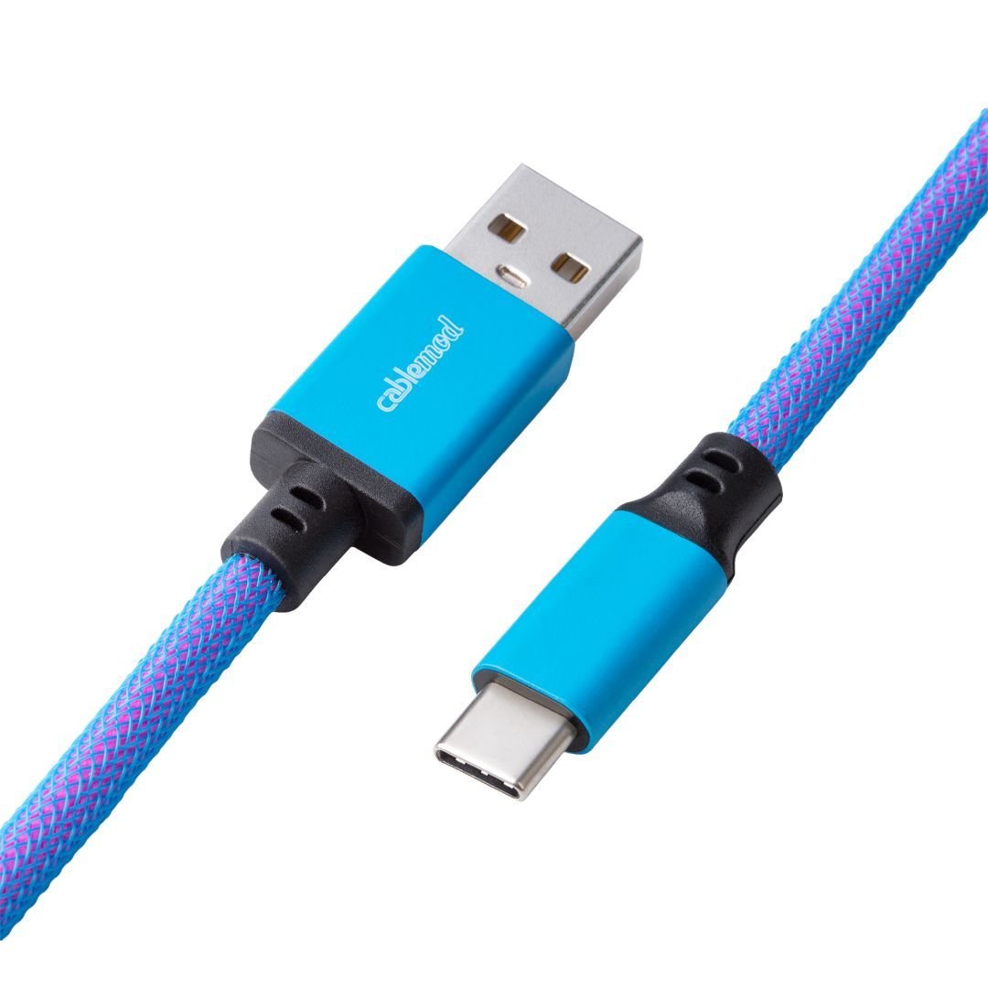 CableMod Pro Coiled Keyboard Cable (Galaxy Blue, USB A to USB Type C, 150cm) - كابل CableMod Pro Coiled Keyboard Cable (Galaxy Blue, USB A to USB Type C, 150cm) - كابل