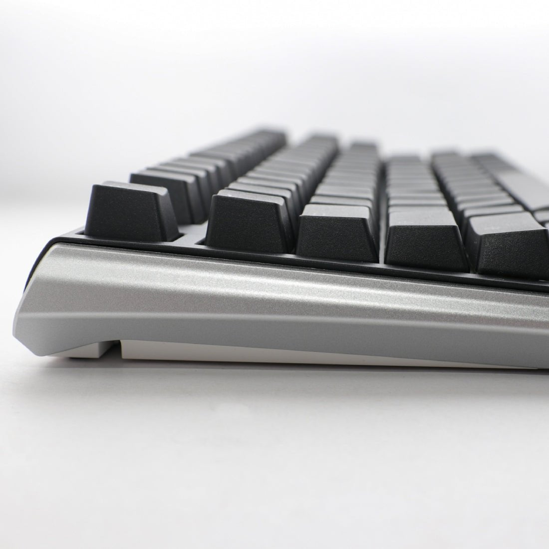 Ducky One 3 TKL Classic RGB Mechanical Keyboard - Cherry Brown - Store 974 | ستور ٩٧٤