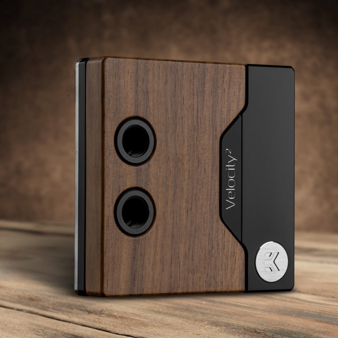 Ekwb Quantum Velocity2 - 1700 Lignum Edition - Walnut - Mamberd Ekwb Quantum Velocity2 - 1700 Lignum Edition - Walnut - Mamberd