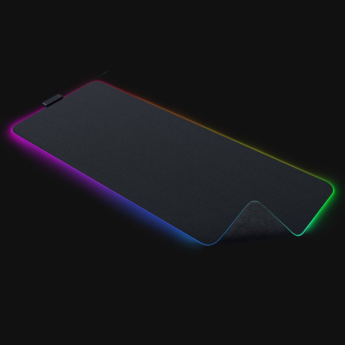 Razer Strider Chroma Hybrid RGB Mouse Mat - Black - حصeerة alفأerة Razer Strider Chroma Hybrid RGB Mouse Mat - Black - حصeerة alفأerة