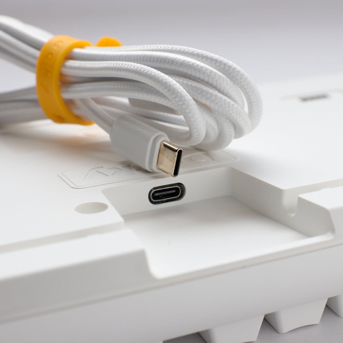 Ducky One 3 TKL Pure White Wired Mechanical Gaming Keyboard - Red Switch - لوحة مفاتيح - Store 974 | ستور ٩٧٤