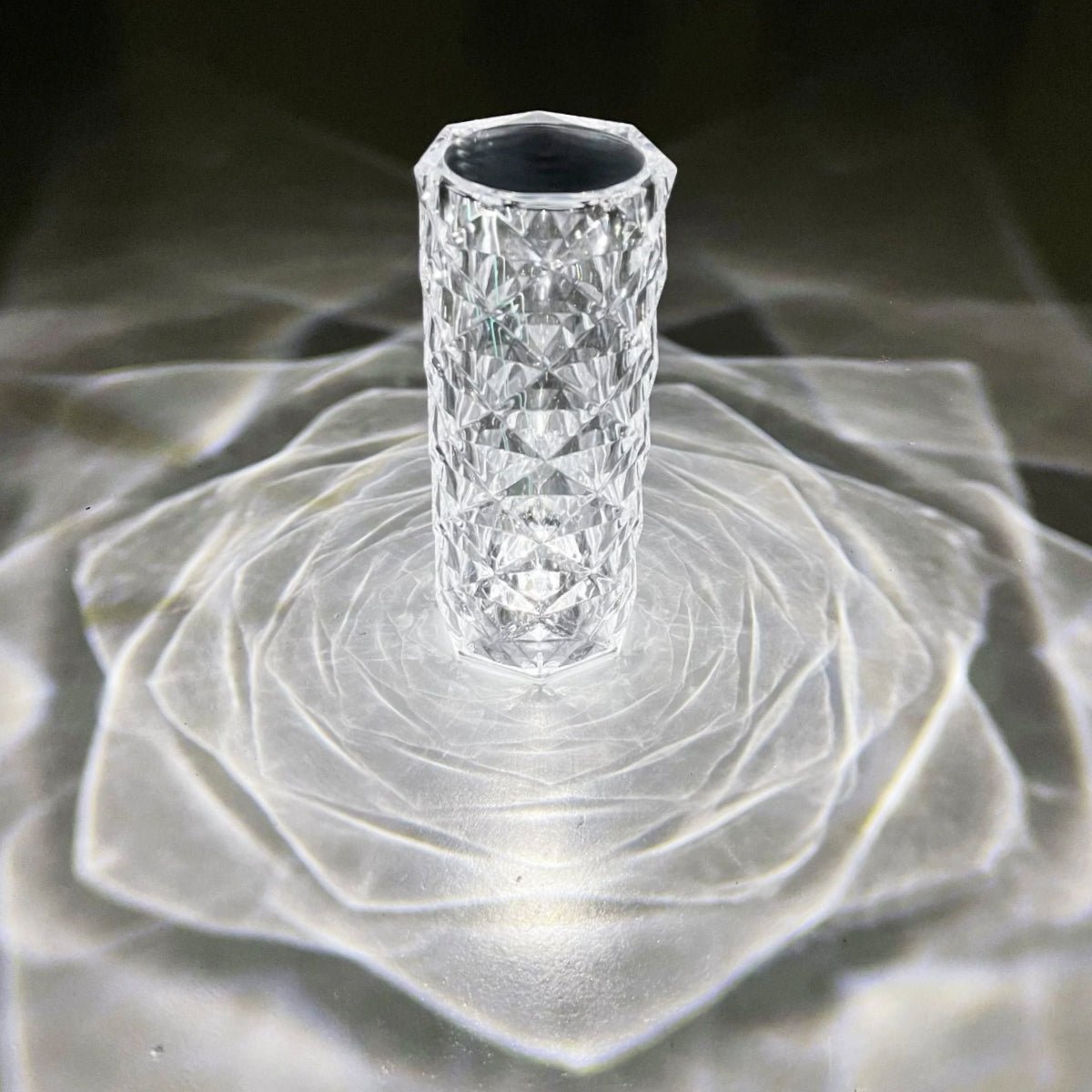 Rose Crystal Table Lamp - إضاءة Rose Crystal Table Lamp - إضاءة