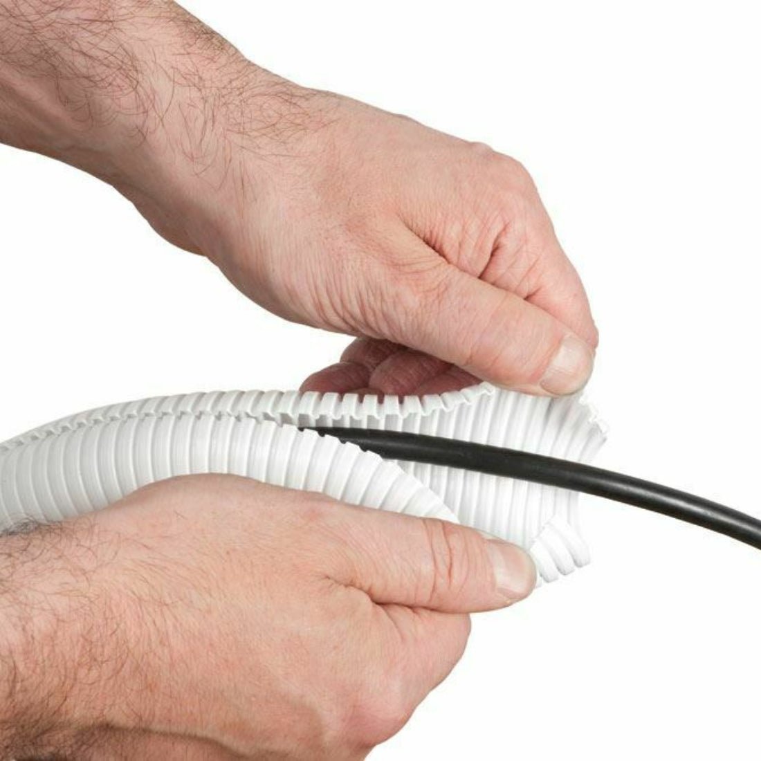 D-Line Cable Tidy Split Flexible 1.1m Tube - White - أكسسوارات D-Line Cable Tidy Split Flexible 1.1m Tube - White - أكسسوارات