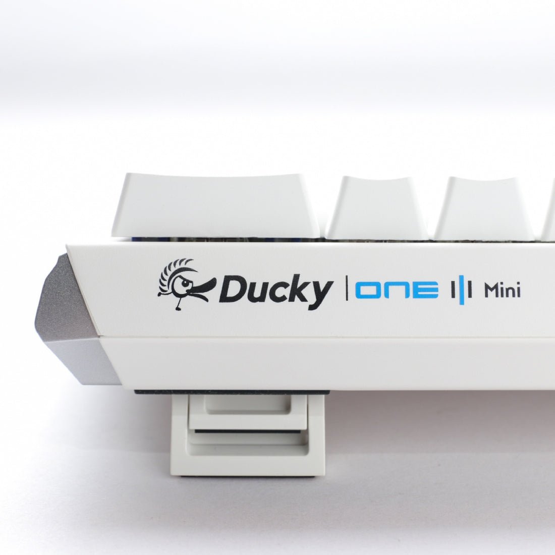 Ducky One 3 Classic Mini 60% RGB Pure White Mechanical Keyboard - Cherry Brown - لوحة مفاتيح - Store 974 | ستور ٩٧٤