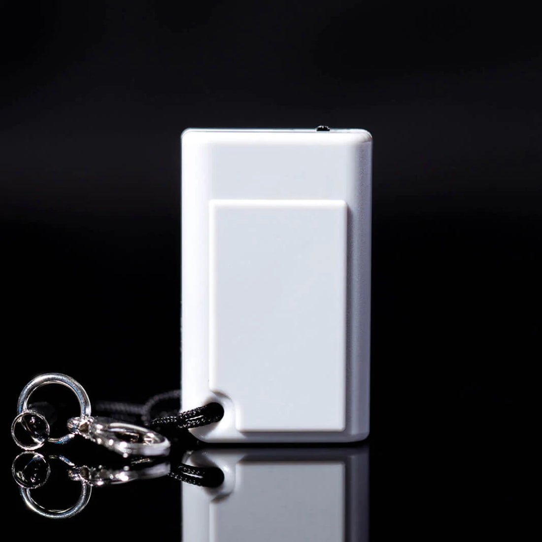 Tiny Circuits Thumby Playable Programmable Keychain Console - Grey - لعبة - Store 974 | ستور ٩٧٤