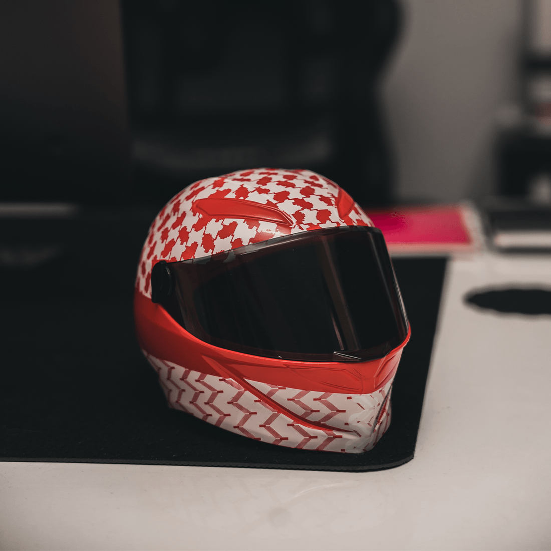 Mini Helmet - Red & White - خوذة Mini Helmet - Red & White - خوذة
