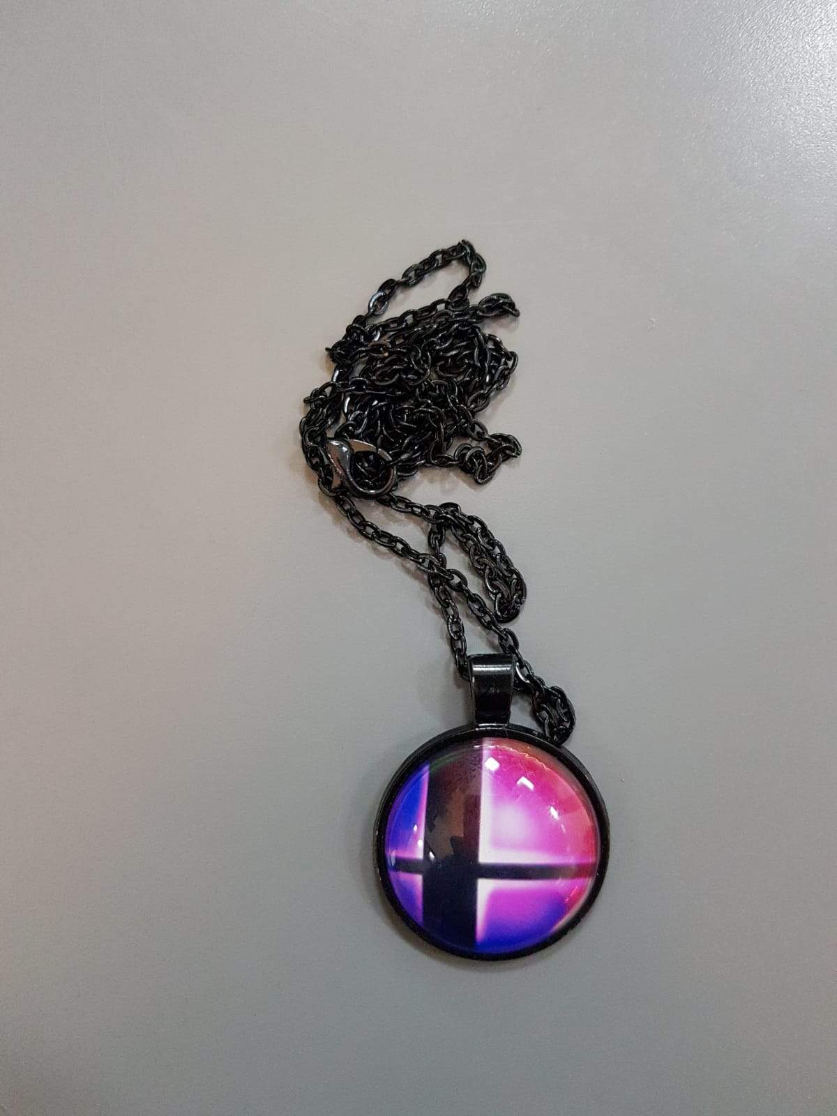 Super Smash Bros Ball Pink and Black Necklace - Store 974 | ستور ٩٧٤